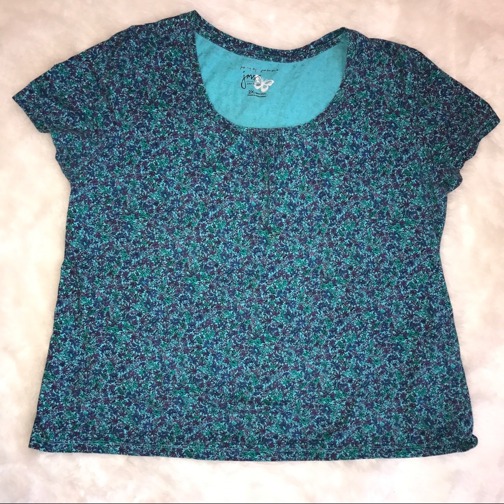 Plus size floral top 2X